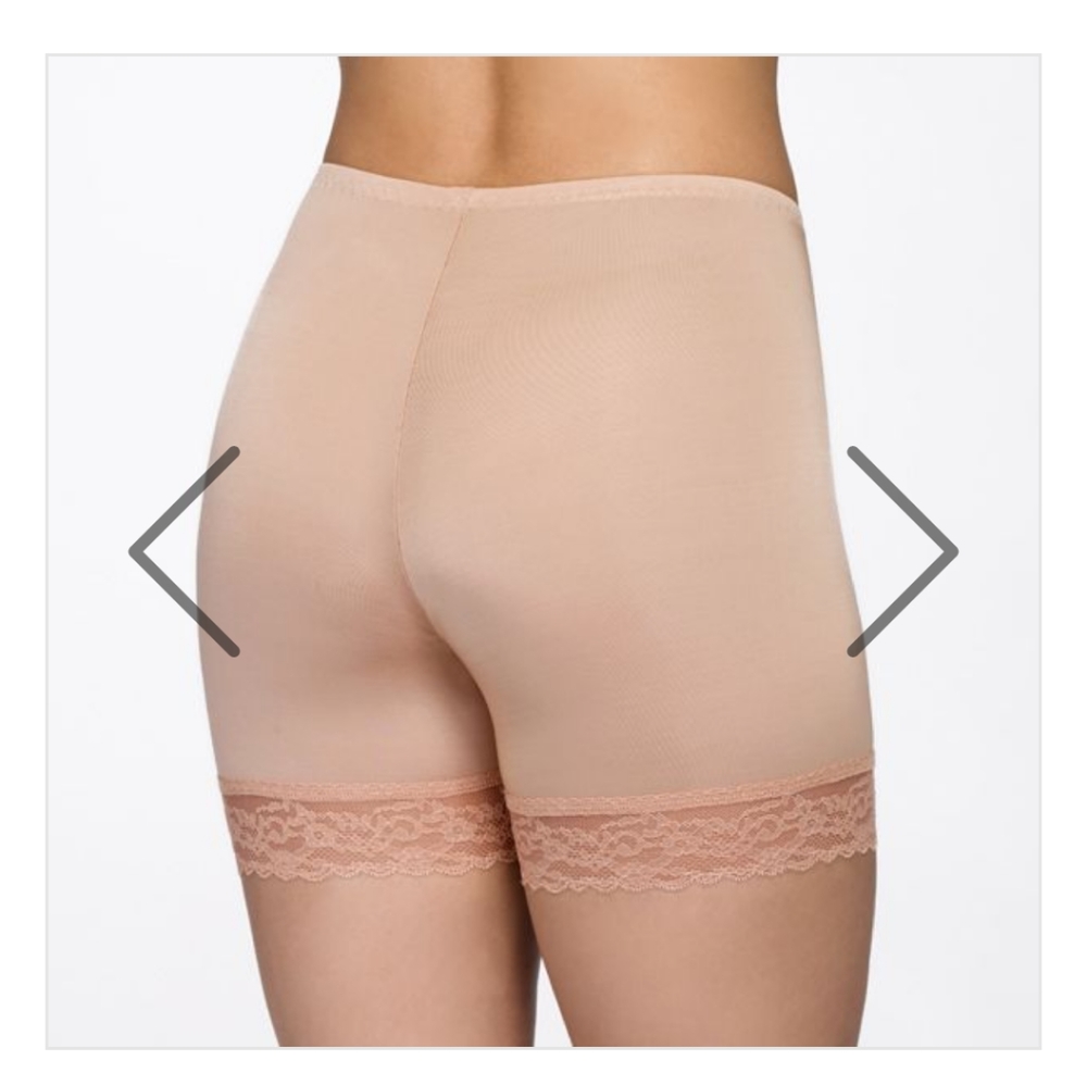 Hanky Panky 13" Plus Silky Shorts NWOT